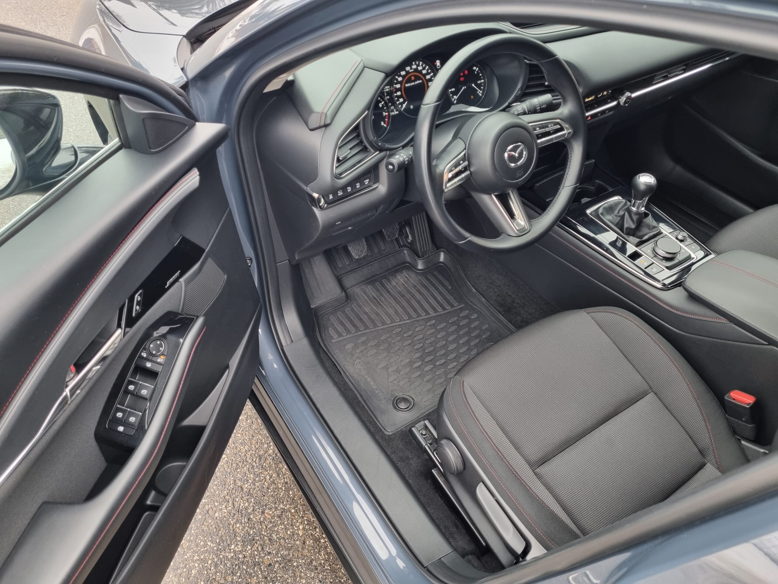 Mazda CX-30 e-SKYACTIVE X 186 HOMURA