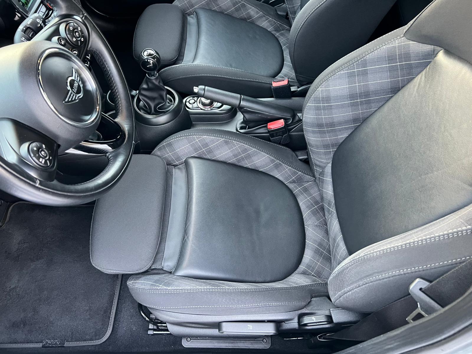 MINI Cooper 1.5TURBO*CHILI*FullLED Navi Skóra PDCx2 BiKoLoR