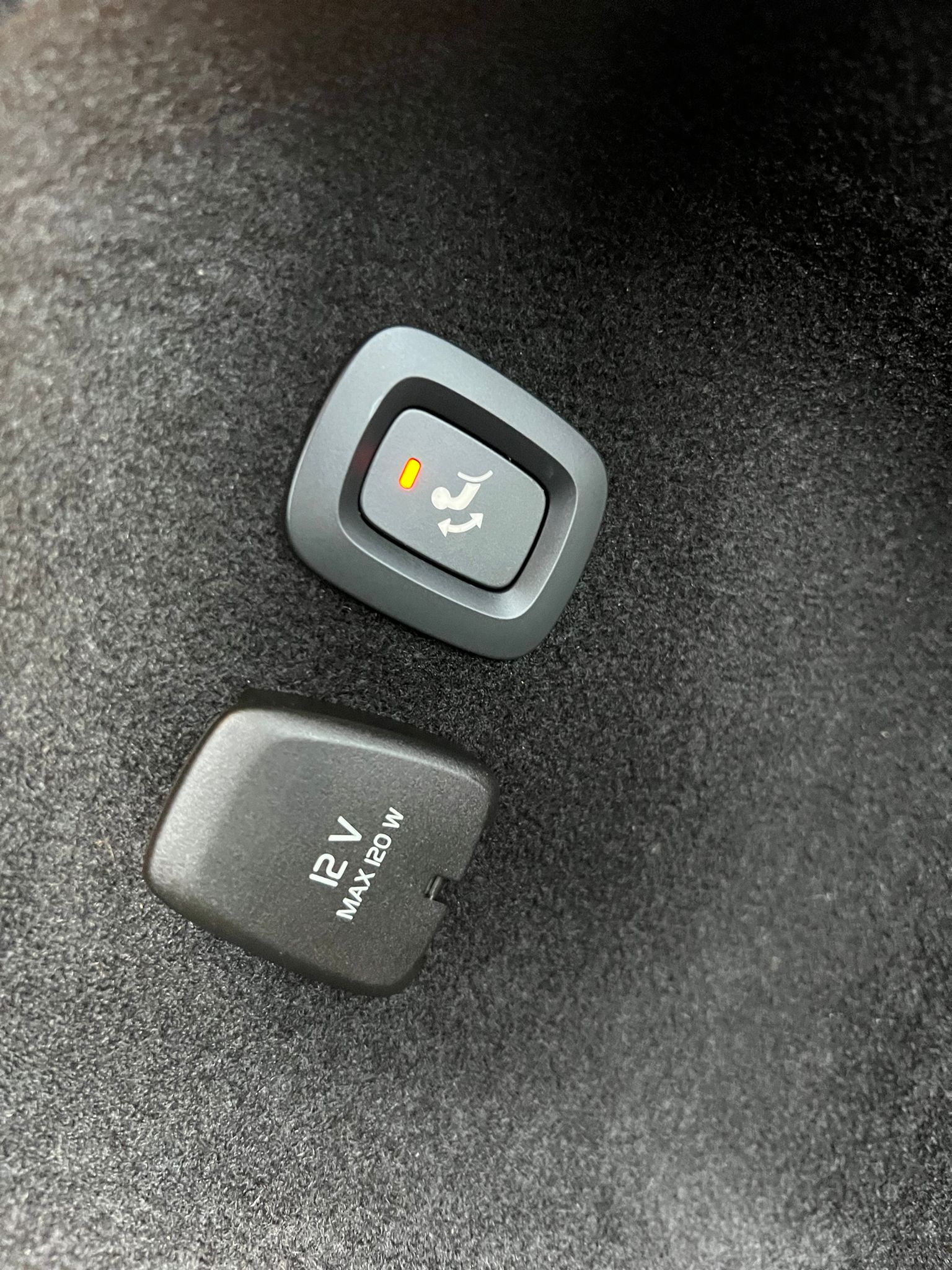 VOLVO V60 CC B4 ULTIMATE FULL