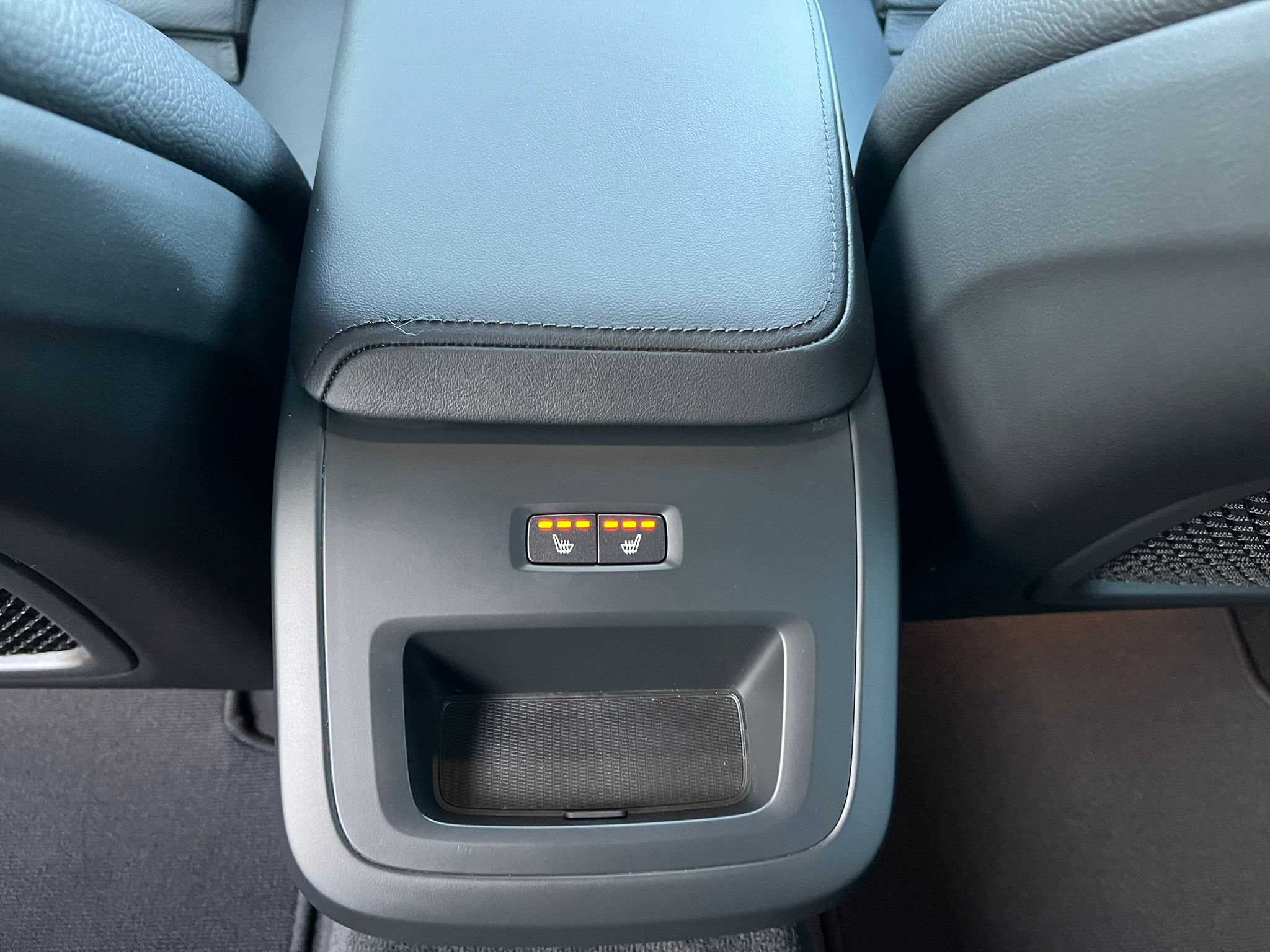 VOLVO V60 CC B4 ULTIMATE FULL