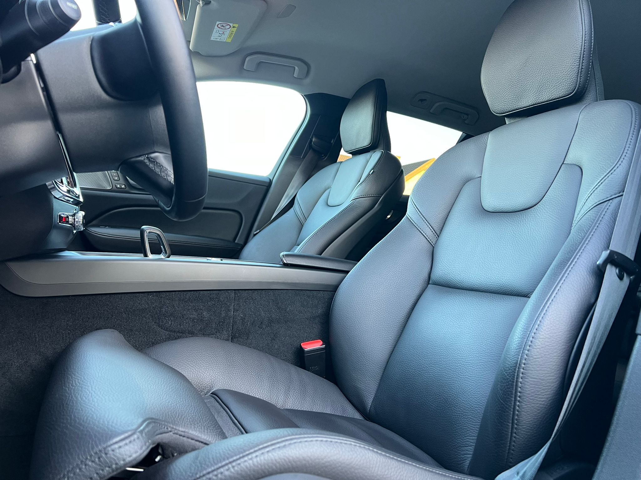 VOLVO V60 CC B4 ULTIMATE FULL