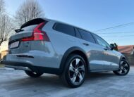 VOLVO V60 CC B4 ULTIMATE FULL