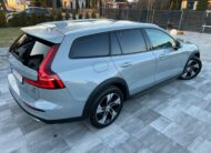 VOLVO V60 CC B4 ULTIMATE FULL