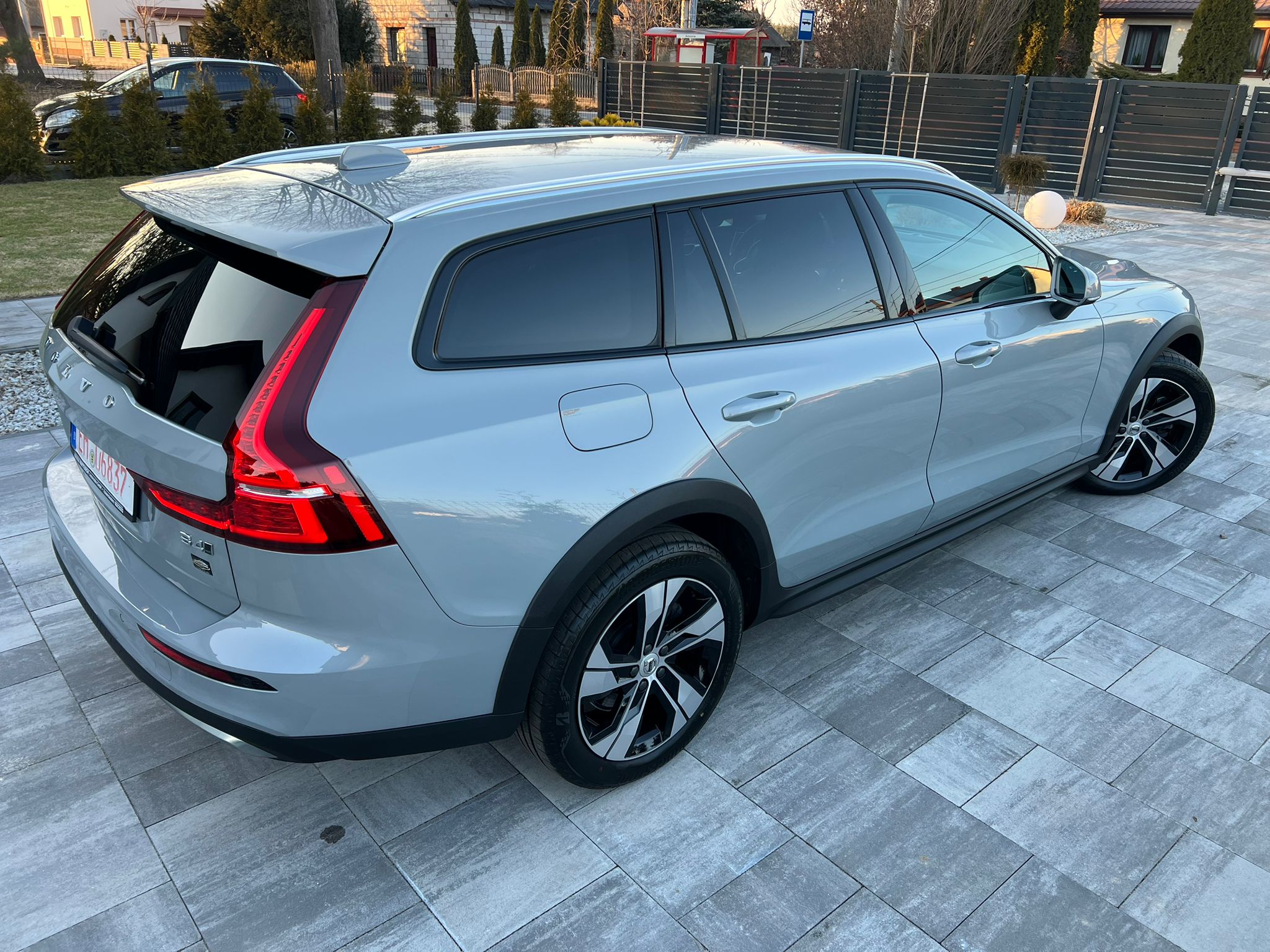VOLVO V60 CC B4 ULTIMATE FULL