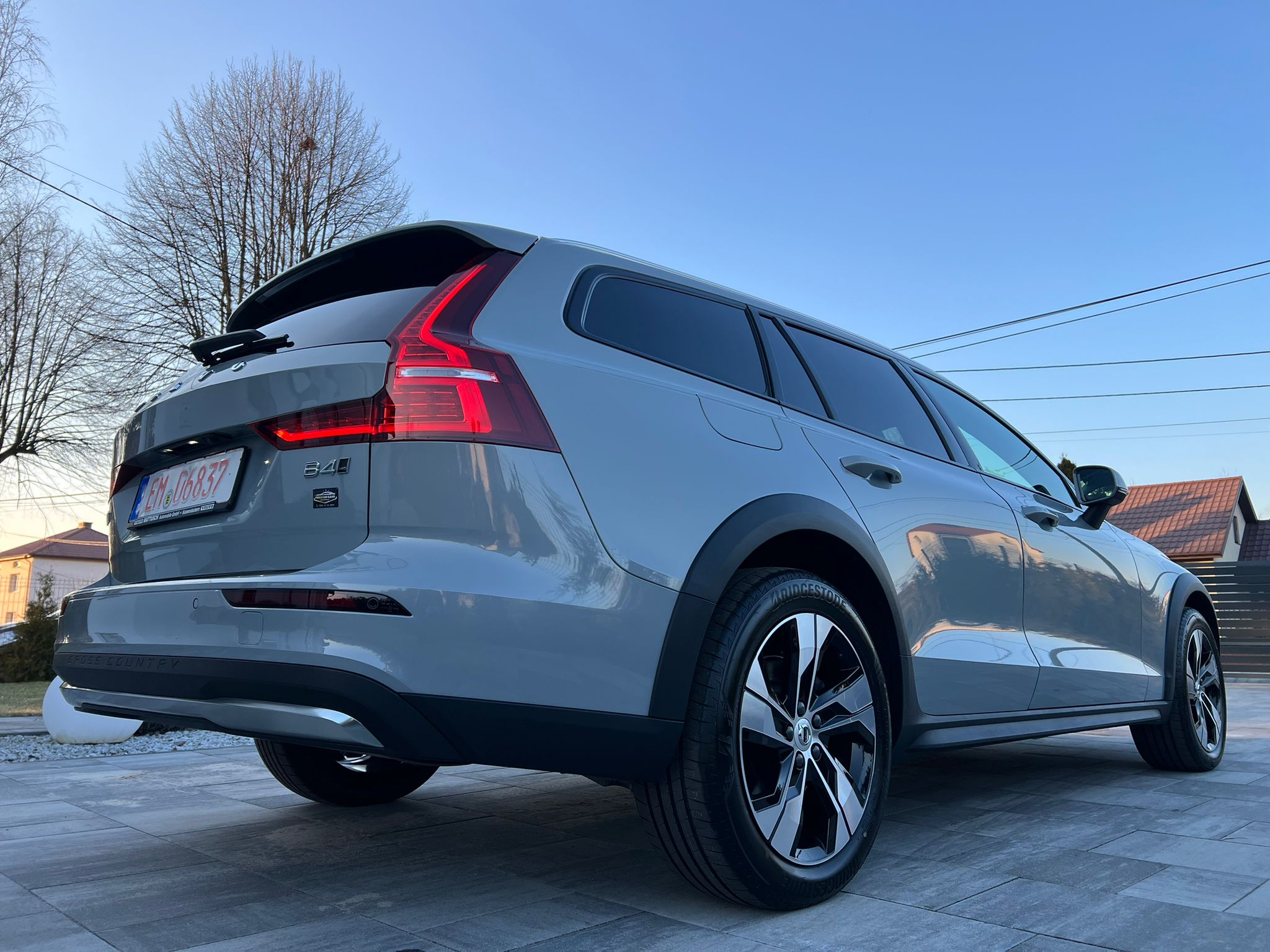 VOLVO V60 CC B4 ULTIMATE FULL