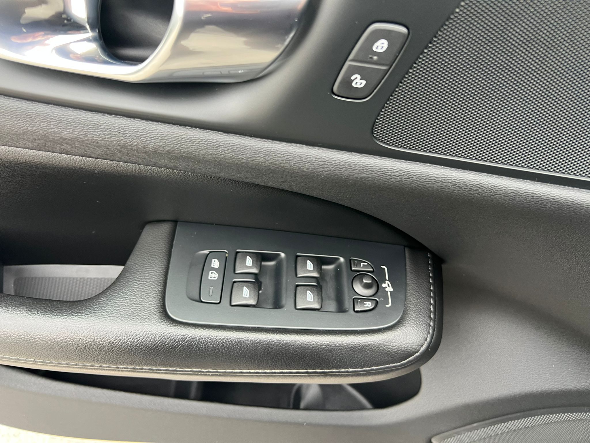 Volvo V60 B4 D Geartronic Momentum Pro