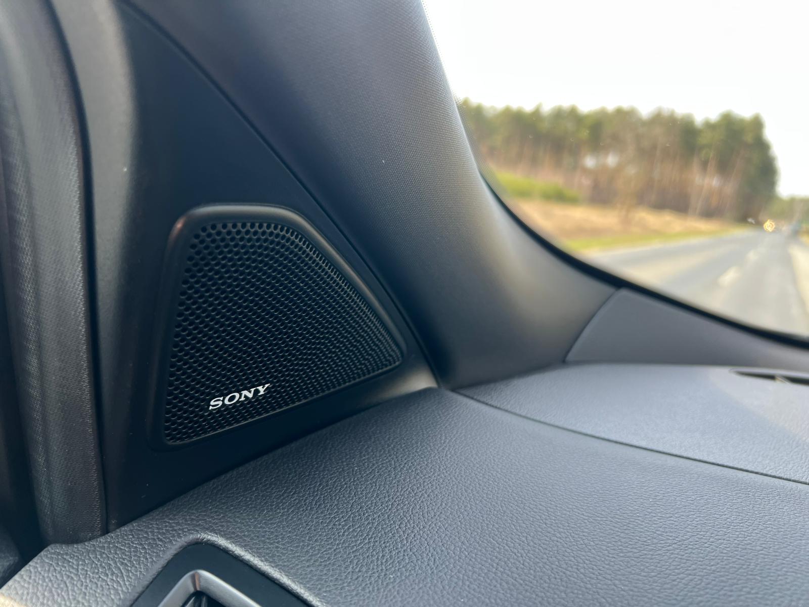 Ford Kuga 2.0 *ST-LINE*BiXenon Skóra Panorama Keyles Sony BEZKOLIZYJNY