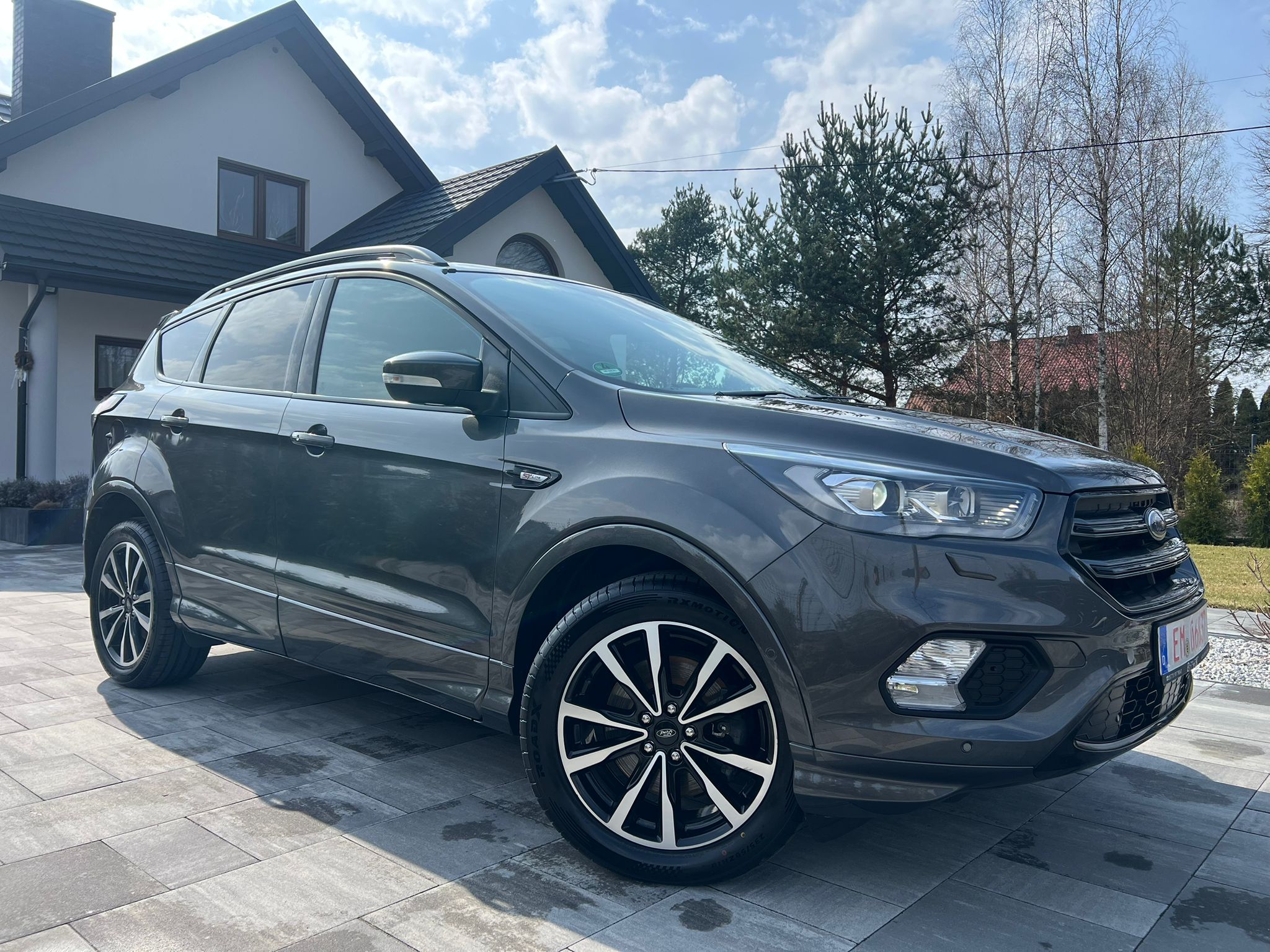 Ford Kuga 2.0 *ST-LINE*BiXenon Skóra Panorama Keyles Sony BEZKOLIZYJNY