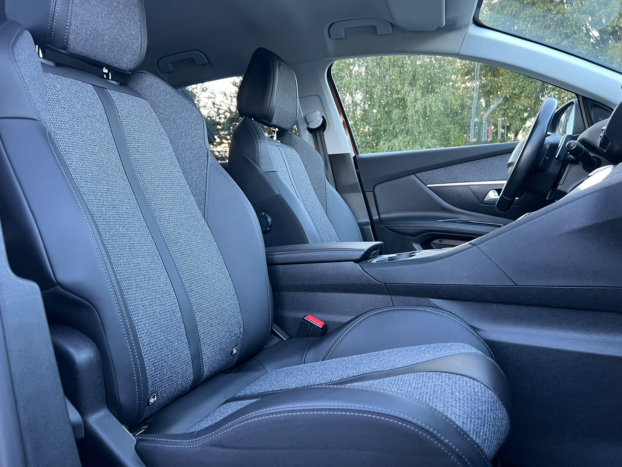 Peugeot 3008 Allure 1.6 Turbo 165km FULL