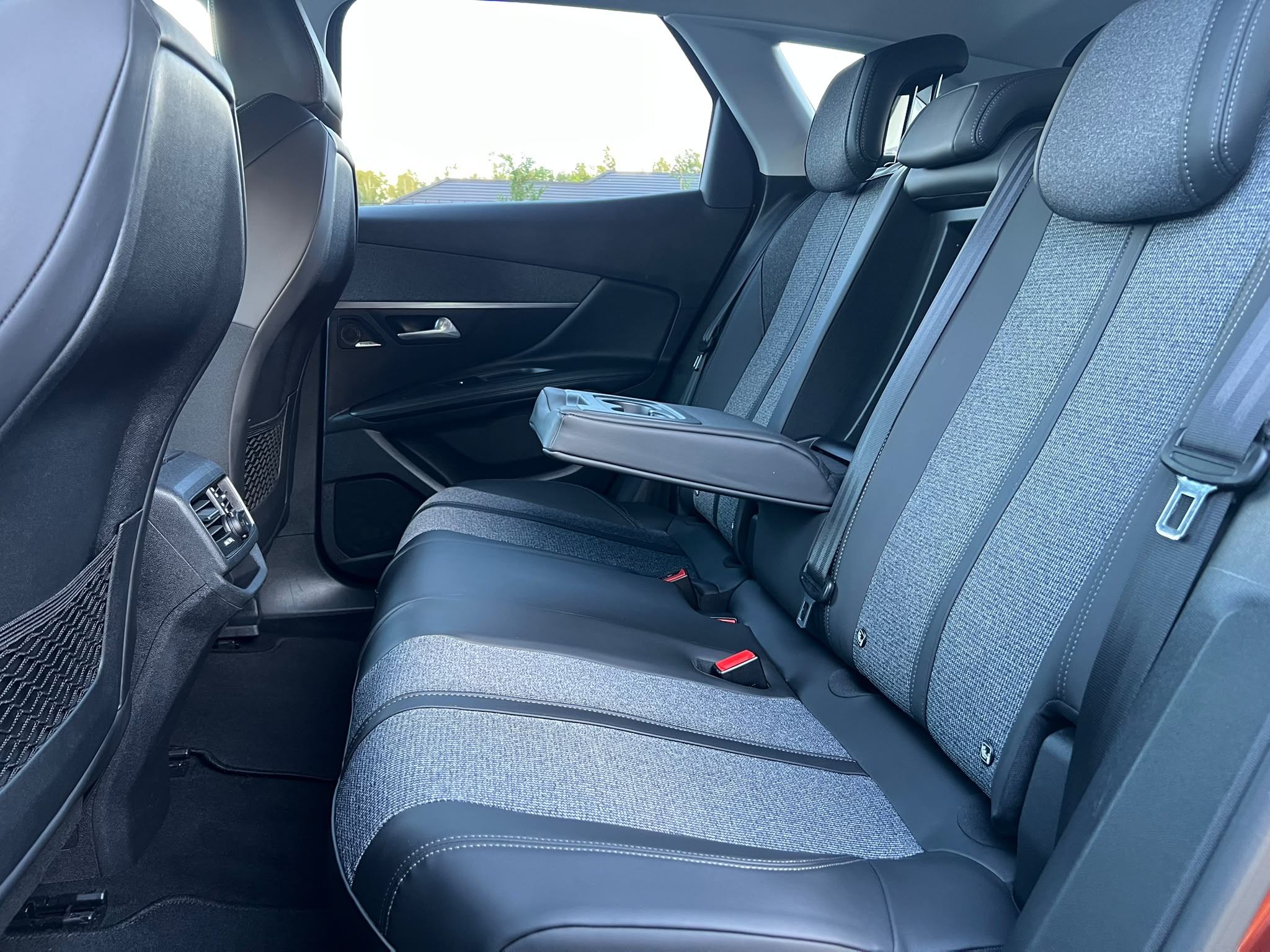 Peugeot 3008 Allure 1.6 Turbo 165km FULL