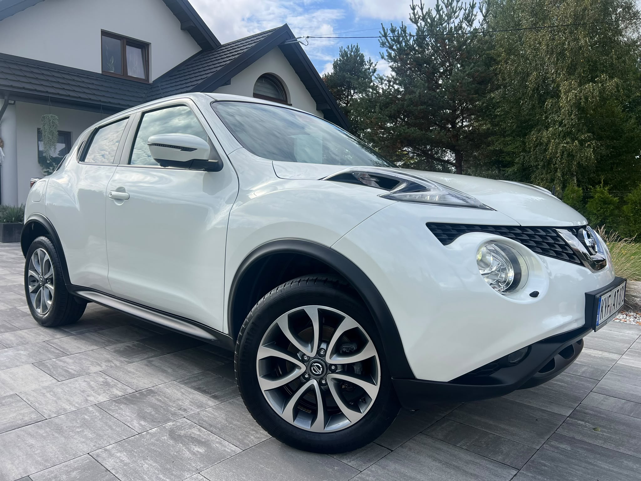 NISSAN JUKE 1.6 BENZYNA TEKNA FULL