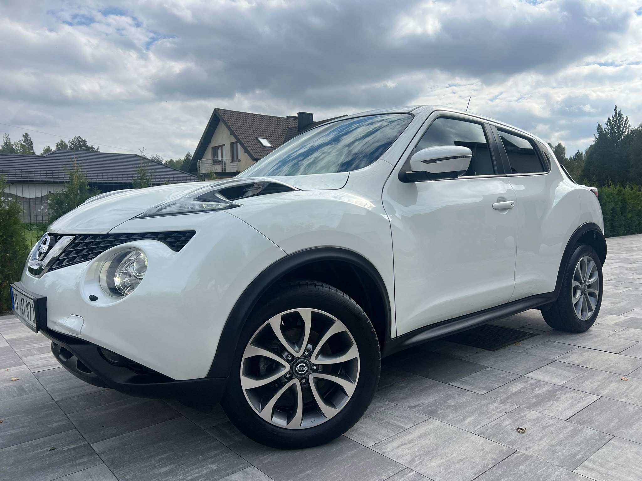 NISSAN JUKE 1.6 BENZYNA TEKNA FULL