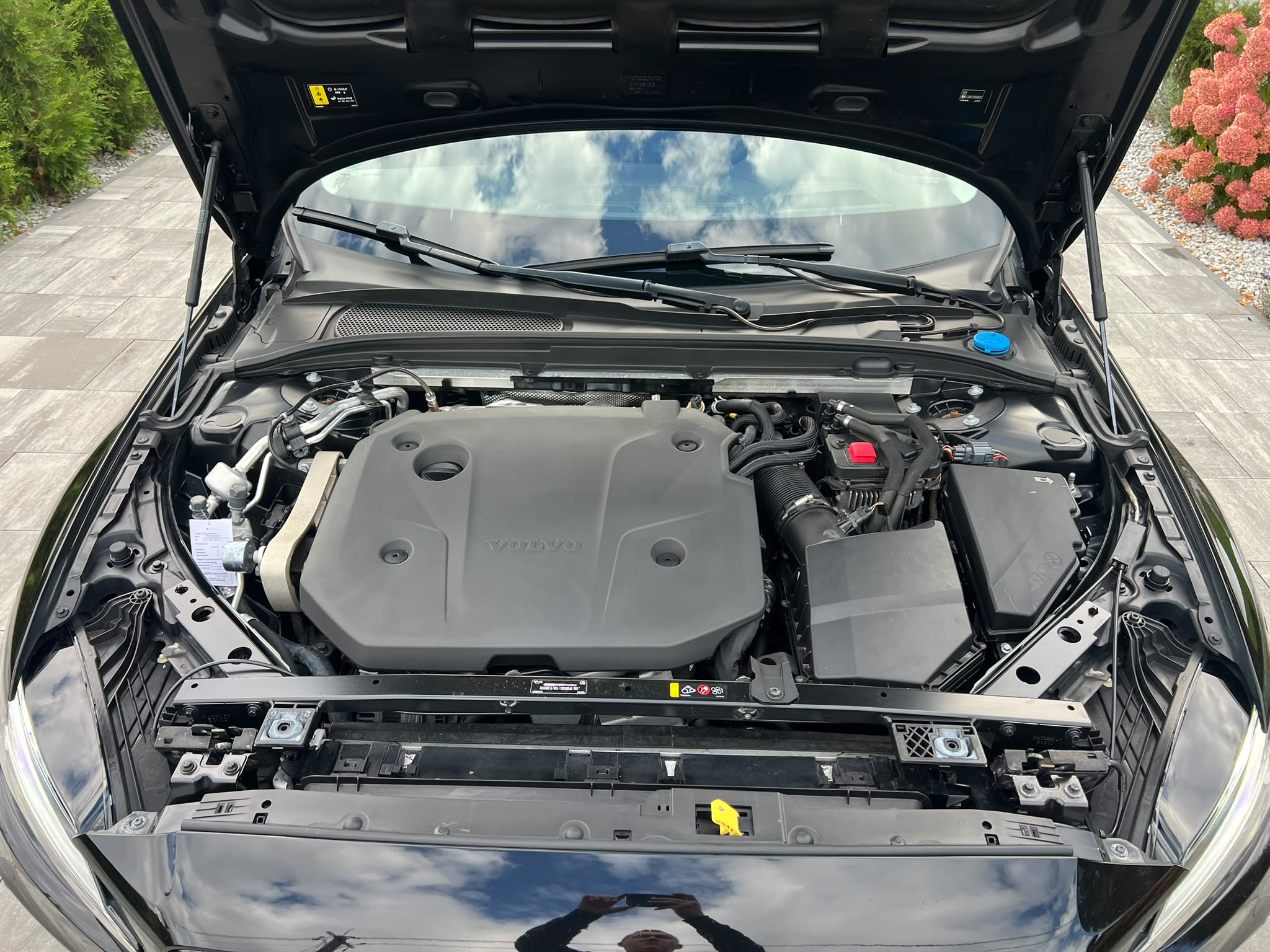 Volvo V60 B4 D Ultimate Dark
