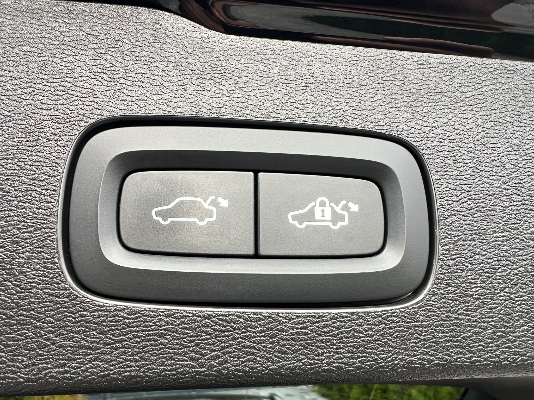Volvo V60 B4 D Ultimate Dark